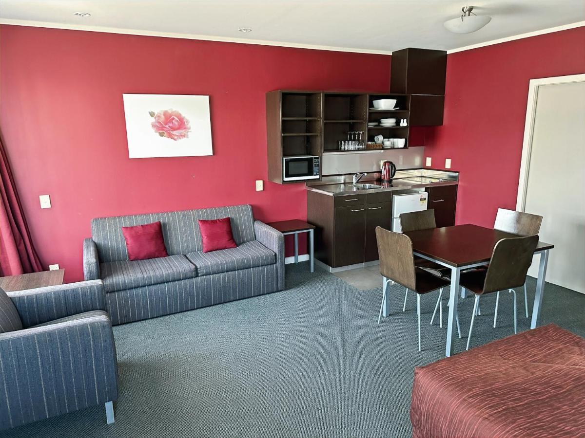 Arena Lodge Palmerston North Exteriör bild