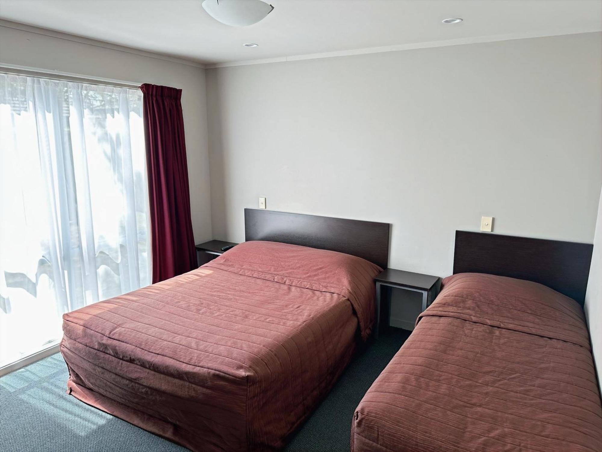 Arena Lodge Palmerston North Exteriör bild